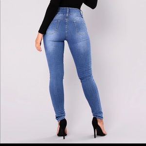 Fashion Nova Booty Lifting Skinny Jeans